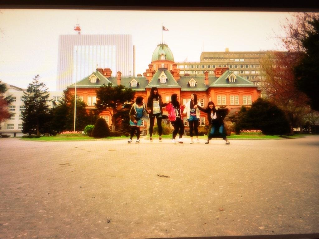 marikiui's tweet photo. ひっさびさにるみなと夜ご飯食べてきた😆💗 懐かしい話題でめっちゃ笑った〜（笑）！楽しかった〜！次は12月🎄
懐かしい写真��てきた！！！（笑） http://t.co/f010mux6Tv