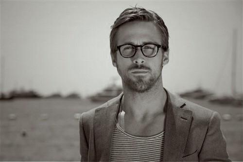GlobalGrind's tweet photo. #RISEandGRIND Happy birthday @RyanGosling 🎂 http://t.co/JBPsqLXBGB