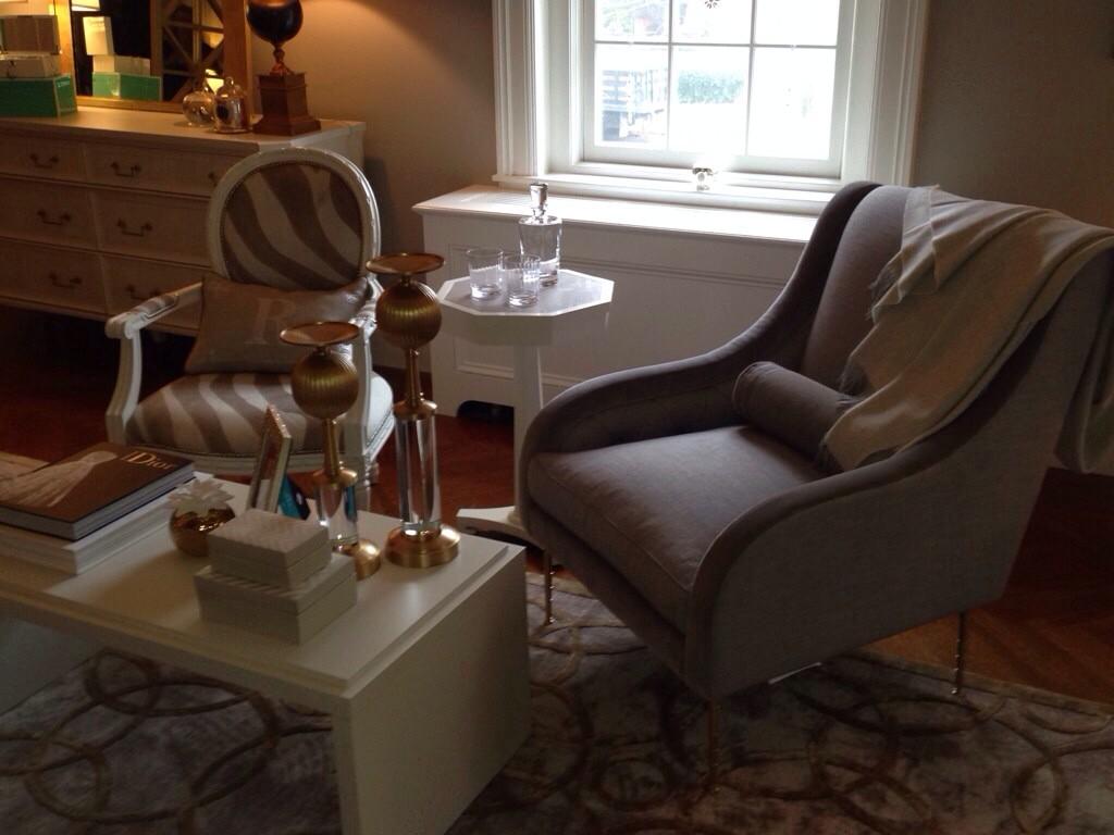 rittenhousehome's tweet photo. #JLGPrinceton,#rittenhousehome, #BucksCounty,#Chaddock,#Hickorychair, holiday showhouse 159 Library Place Princeton http://t.co/BPFBCoQQJG