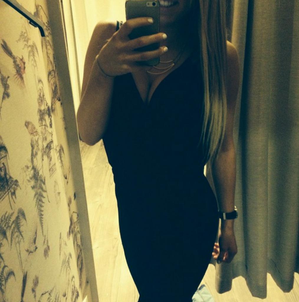 solsexy34's tweet photo. #new #clothes ❤ 
Un max de #retweets ? :)💋👌
#RT &amp; #Fav Pour une surprise ce soir ... 😘😘😘😘✌💋🔞 http://t.co/WczK7HIMH7