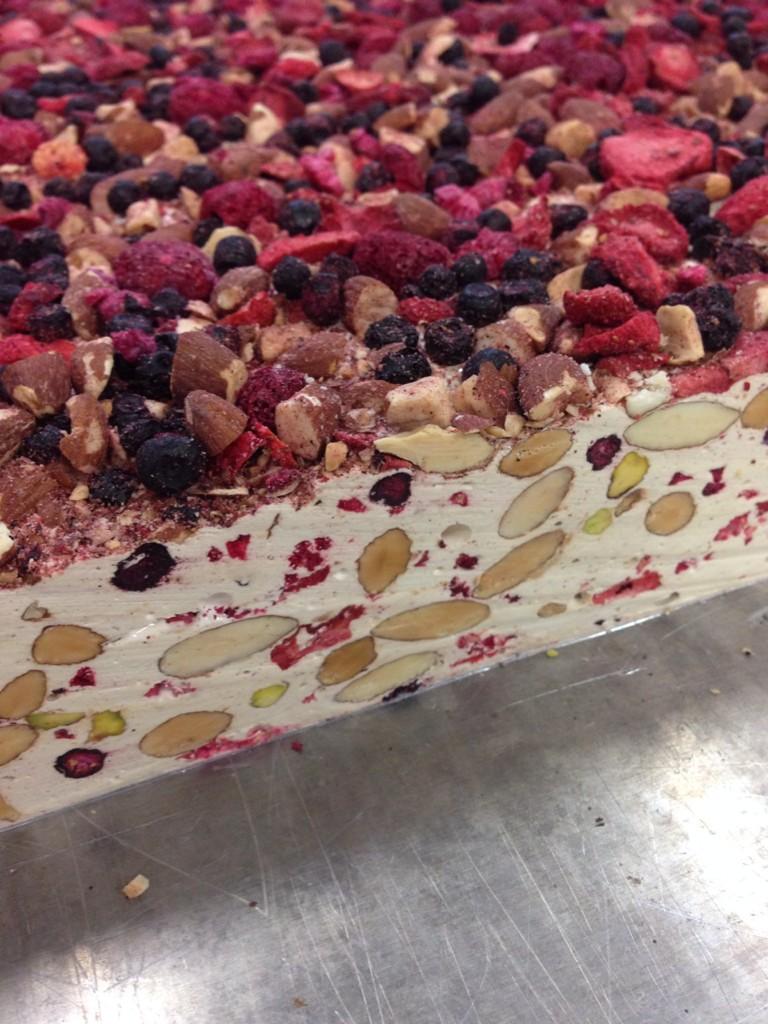 Vanderburghchoc's tweet image. Wij weten het zeker. De #nougat van @d_ofmagnolia is #thebestever