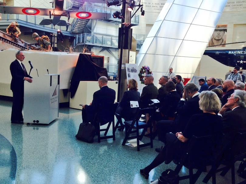 NewsNetNews's tweet photo. Crowd gathers @MarineMuseum for #MarineRaiders #MemorialDedication 12Nov14 http://t.co/xbvBQQlkfk