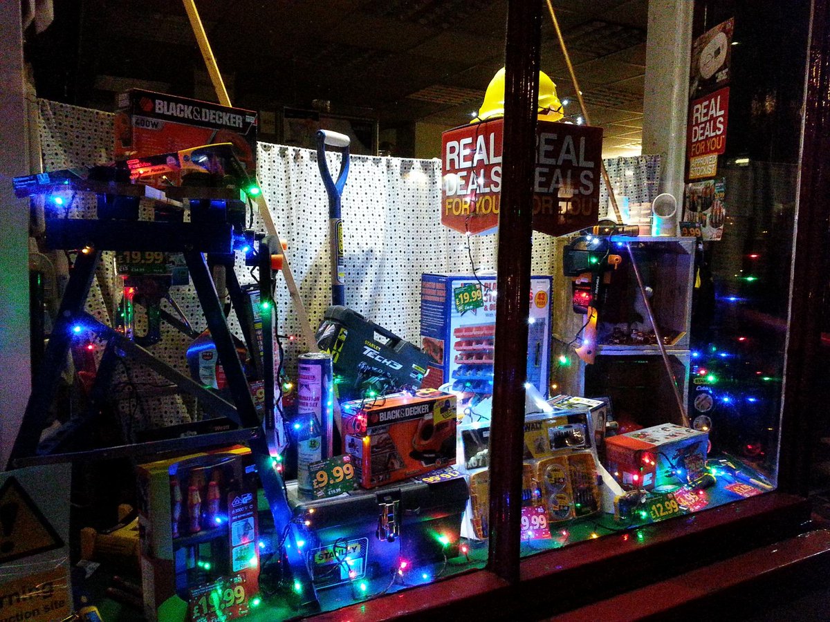 Hamfelds's tweet photo. Hamfelds garden shop has gone all festive! And you can now shop locally 7 days a week! Open Sundays from 10 til 1pm! http://t.co/e2EVUCmgZN