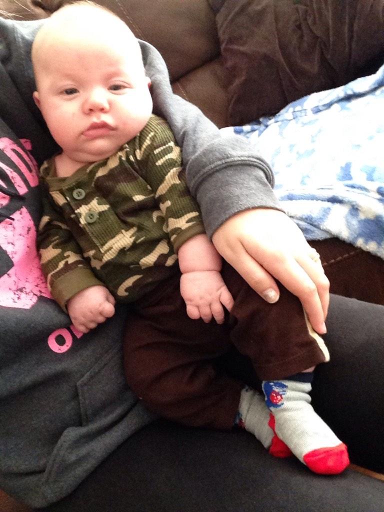hailee_hahn's tweet image. This is what happens when auntie is in charge for the day #camocutie 😍