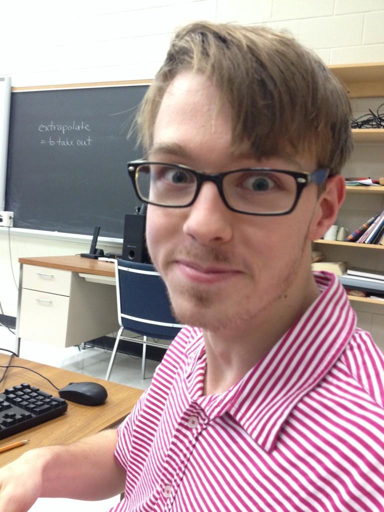 Firm_Hand_Shake's tweet photo. Keep children inside! Evans on the loose! #NoShaveNovember #keepitfirm #pedoMustachio http://t.co/atumz0Zy7i