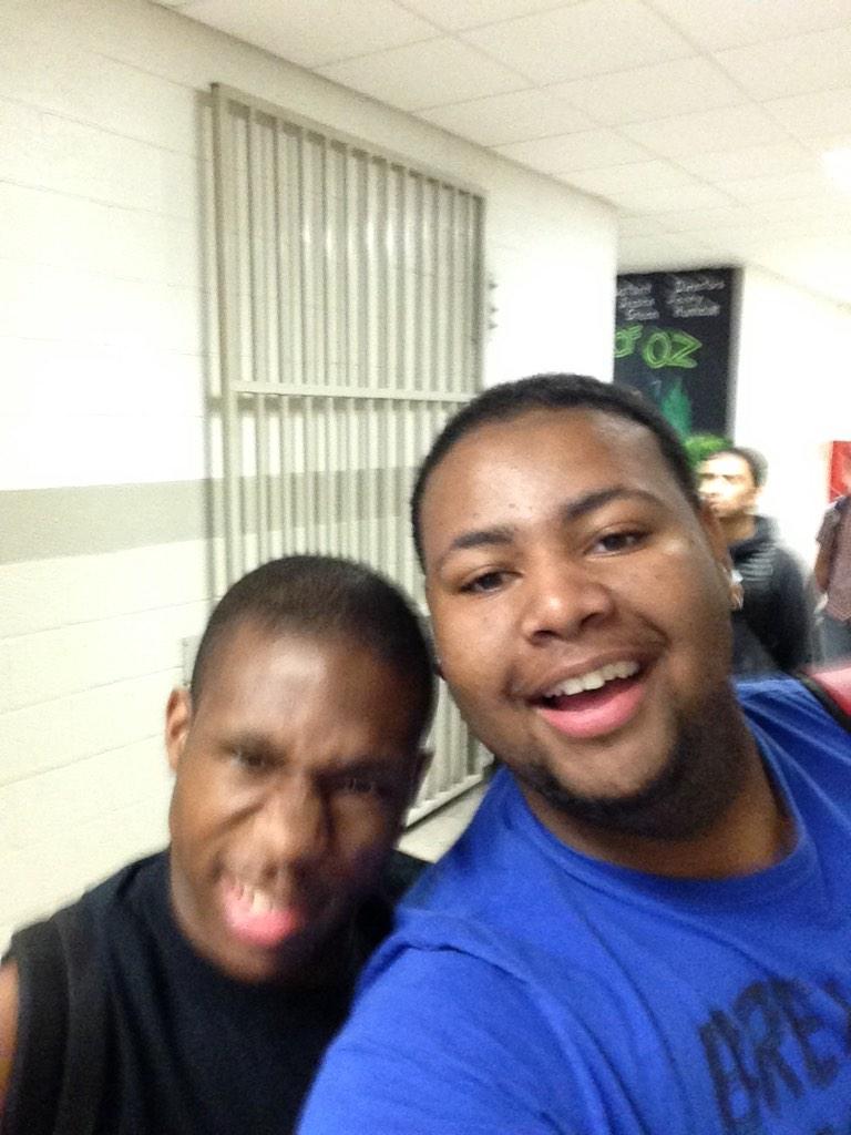 biggnaj77's tweet photo. Happy Birthday NyNy @TheNyNy2 👌 live it up bro & be blessed for another birthday 🎉🎊🎈👻😈 #GapLeftTD! #jumphug #GT 2⃣! http://t.co/rbvDWd0ZAy