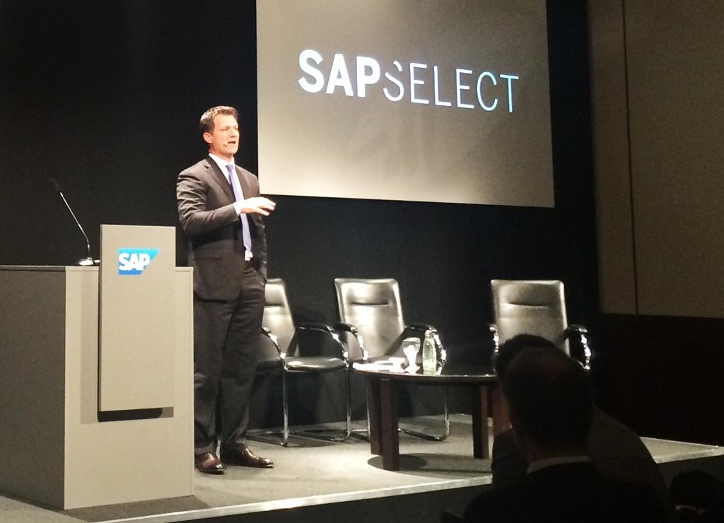timoelliott's tweet image. THE @nstevenlucas at #SAPSelect, taking exec questions