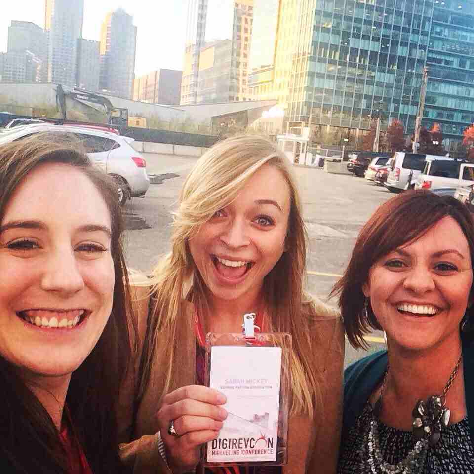 Displays2goUS's tweet photo. Had a blast at @DigiRevCon yesterday. Couldn't go without taking a selfie! #DigiRev14 #socialmedia #contentmarketing http://t.co/UzPJhBJb6f