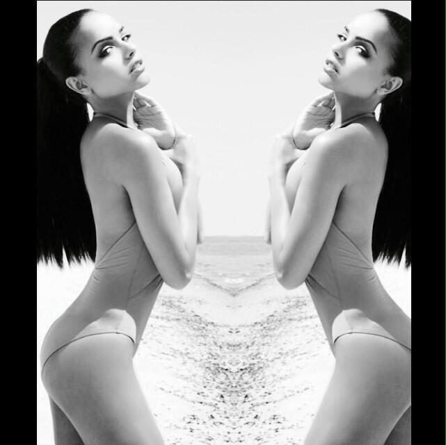 joejames110's tweet photo. @LisaaRamos #lisaramos #WomanCrushWednesday #WCEveryday 😘💚💜💎 http://t.co/Z8USxKfZKo