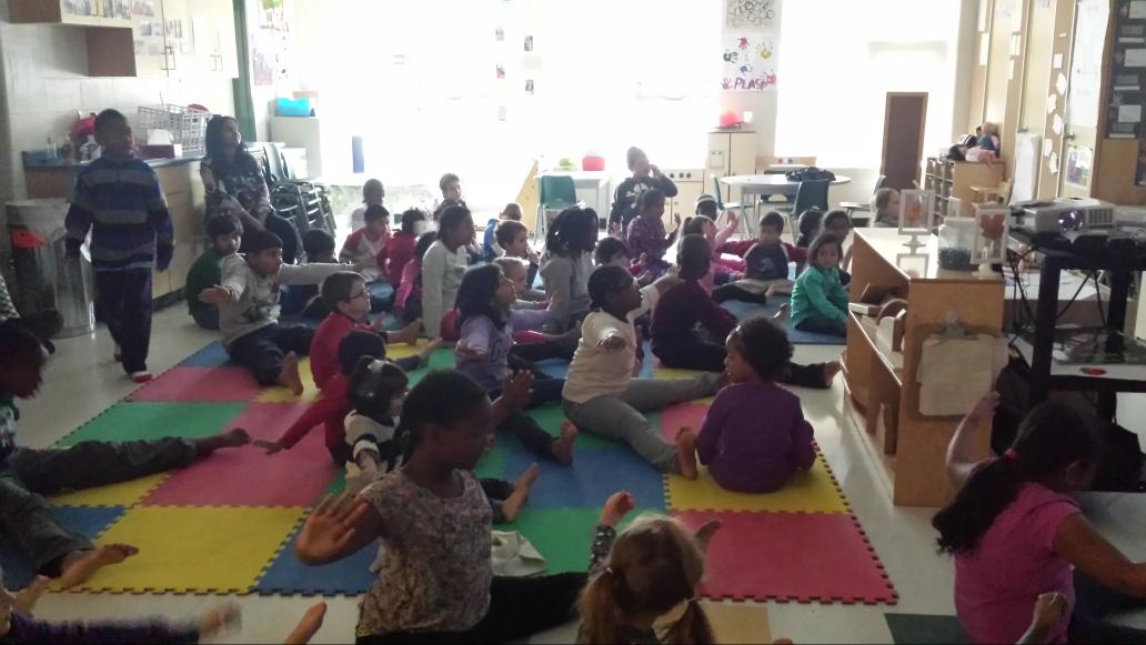 PlaydohRepublic's tweet image. #yoga with or buddies! #relaxation #calmalertandlearning