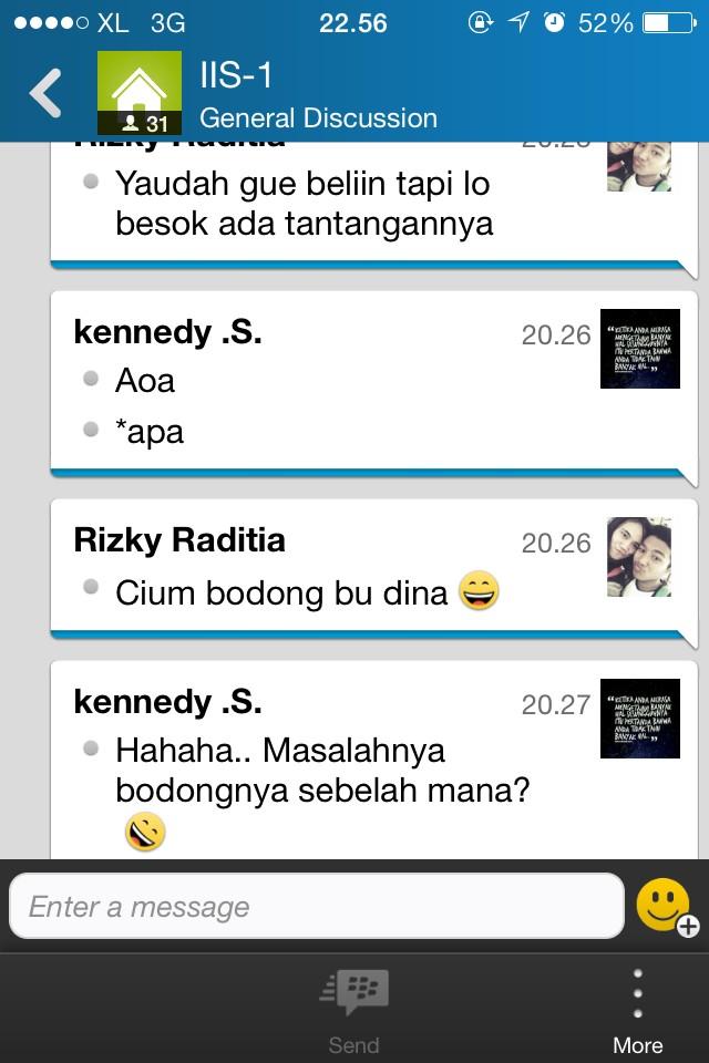 SepuluIIS1's tweet photo. anak murid yang songong =)) http://t.co/nsOTAjcE0H
