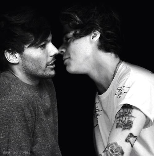xnamelesslarryx's tweet image. #StopToControlLarry