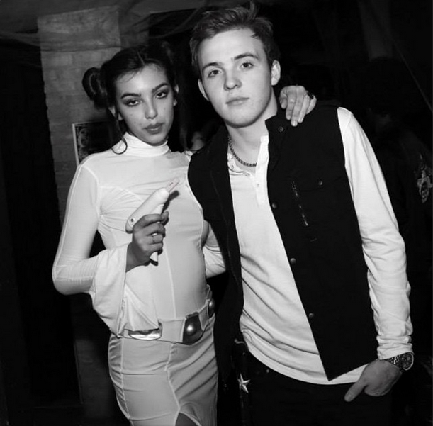 PortugalLovesR5's tweet photo. [PIC] #Ryvannah as Princess Leia and Han Solo from "Star Wars"! (via @StormieLynchR5's IG) http://t.co/E8px9S541N