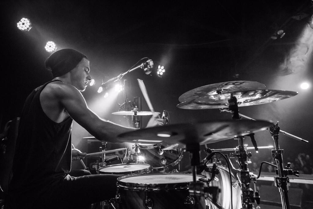 LukeHolland's tweet photo. Photo by @vdwyerr thanks @dwdrums @meinlcymbals @VaterDrumsticks @remopercussion http://t.co/2LSDCfio31