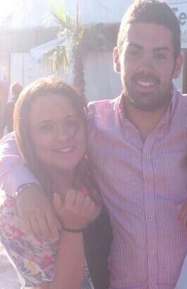 upe_guada's tweet photo. Otro añito más pivón, que yo los vea eh! Feliz cumpleaños, querido.
Todo lo mejor para ti. 
Un muaaaaaac! @SergiiiO5 http://t.co/Q0xoUZQcen