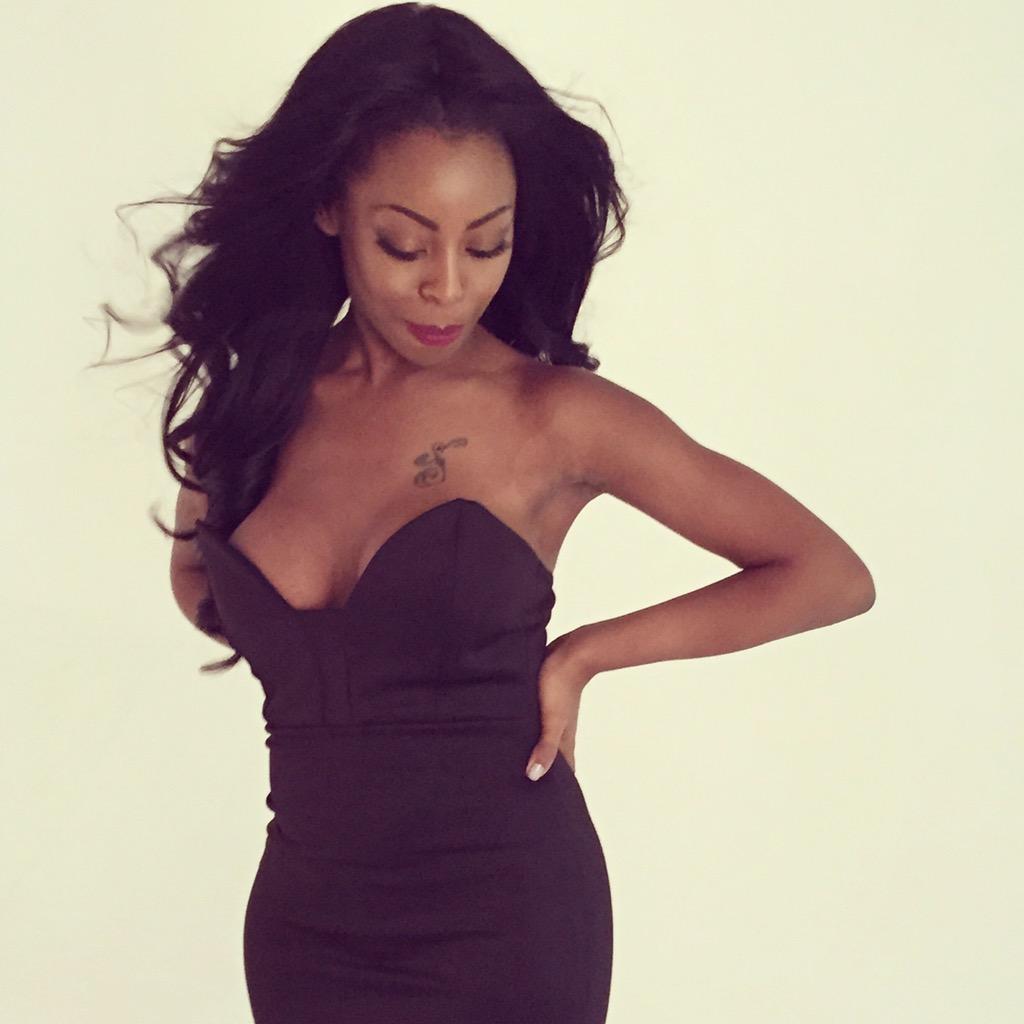 MYA_Tweet's tweet photo. #MYAGirl @ShayRaii behind the scenes at the #MYAShoot 📷❤️ http://t.co/IgG1hgVjBa