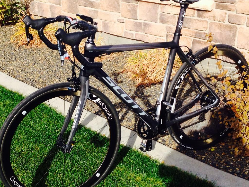 Awesome, glad you like it“<a href="/mutchiemaddness/">Jeff Mutchie</a>: Love the new ride #nomoreneckpain <a href="/RollingHCycles/">Rolling H Cycles</a> <a href="/SRAMroad/">SRAM Road</a> <a href="/bikeonscott/">SCOTT Bike</a> ”