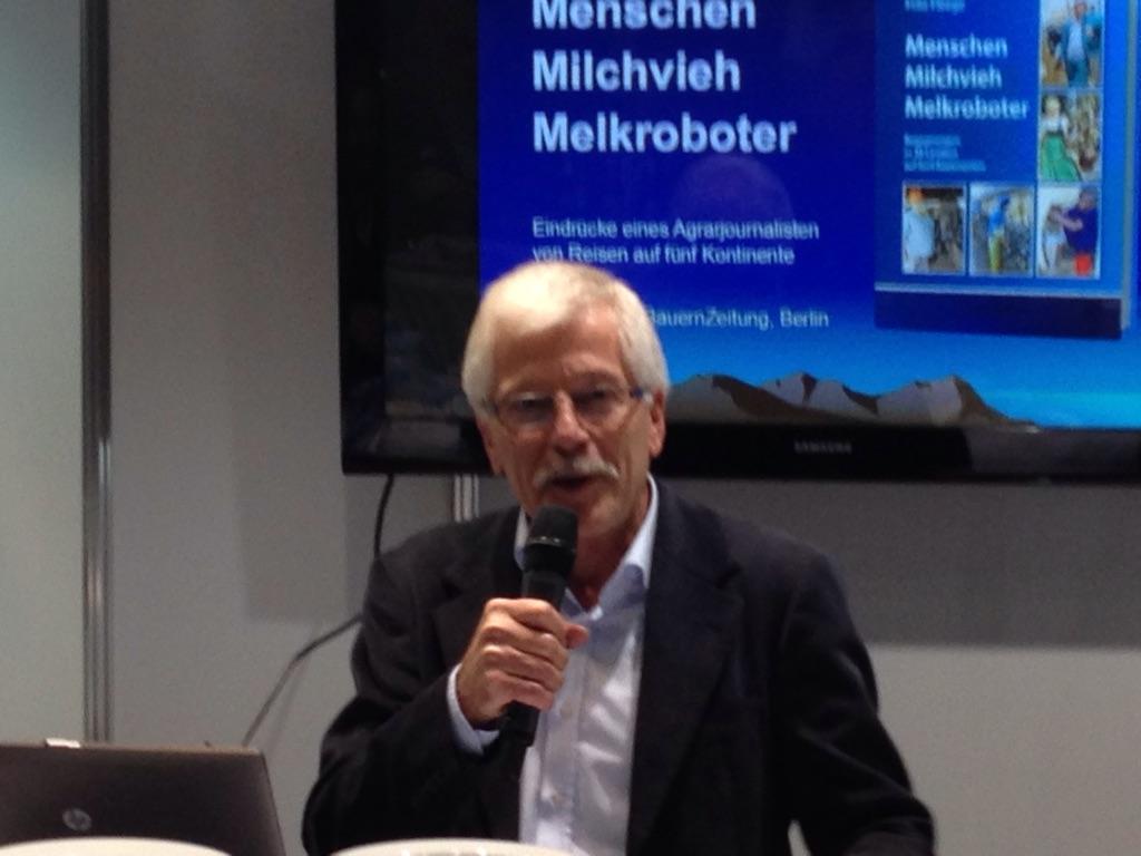 Elite_Melker's tweet image. Menschen, #Milchvieh, #Melkroboter - Fritz Fleege präsentiert 44 Jahre Reise durch die Welt der #Milchproduktion.