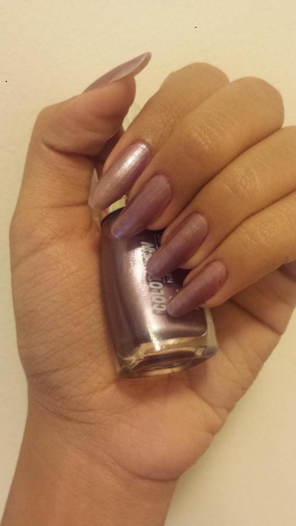 sephoraholic's tweet image. Loving my new nail paint - #colorview #20 #nailpolish#purple #pink #mermaid #ish #love #nails