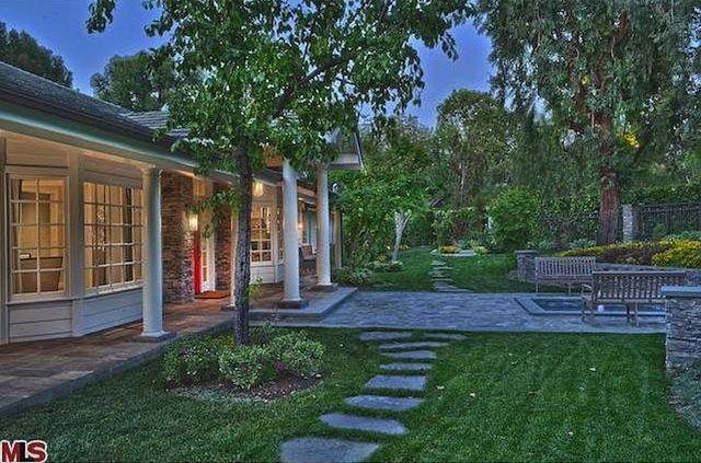 AOL Real Estate tweet media