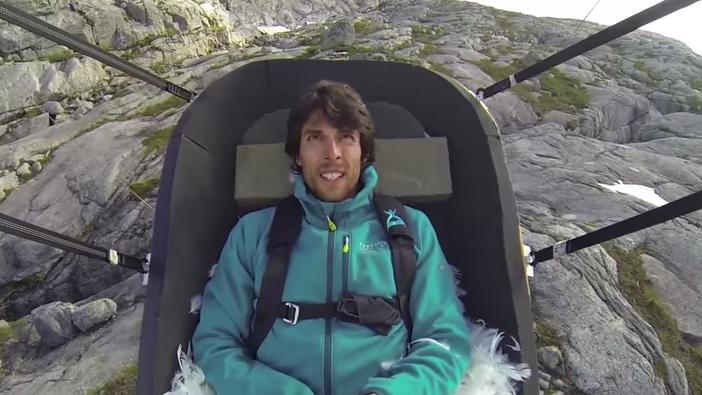 Why, WHY would you catapult yourself off the side of a cliff?  joe.ie/joe-life/why-w…