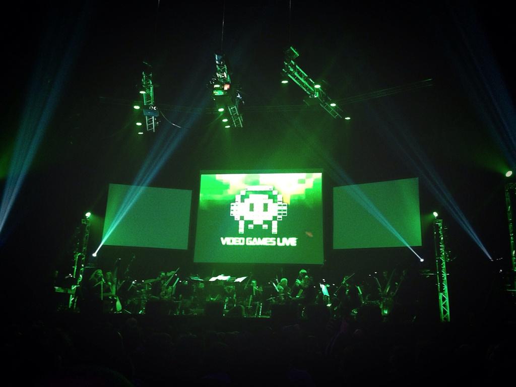 gamemaniatweets's tweet photo. Jullie waren allemaal geweldig! (En Video Games Live was dat ook!) #videogameslive http://t.co/93VYXe73cp
