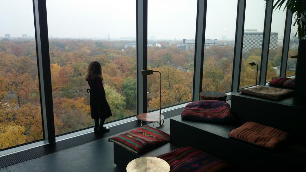 OStrigari's tweet photo. Breakfast at Neni &amp; drinks when night falls at Monkey bar: #rooftop #relax #Berlin http://t.co/TuzoxiWRxg