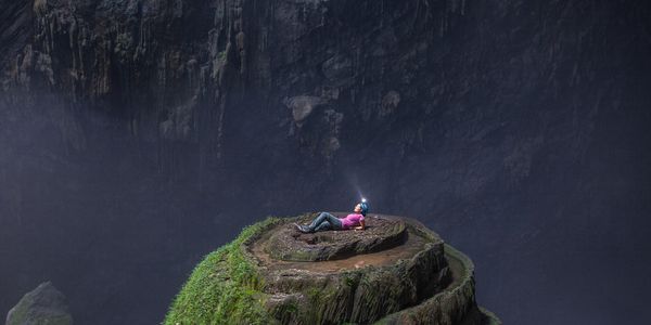 Iloveclimbing's tweet photo. Stop the Construction: Save the Son Doong Cave! http://t.co/3Qc21XdvUe #savesondoong  Son Doong Cave #iloooveit http://t.co/kI74ELjDix