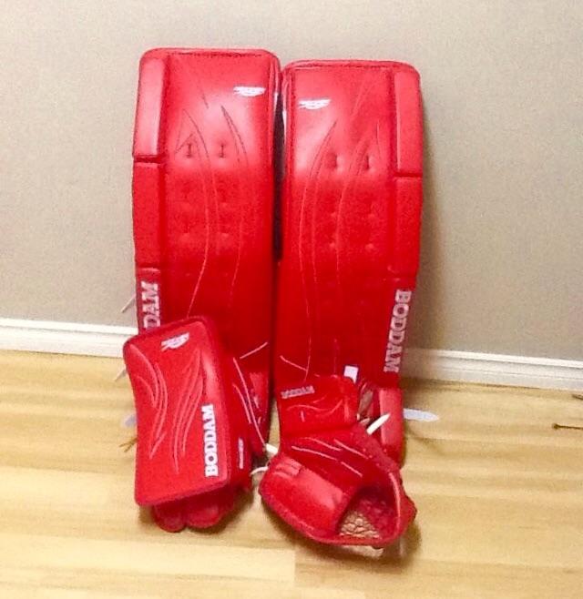 codyVDHego's tweet photo. My GAA. Is higher than my bank account balance, but fuck my pads look good #3.51 #2.37 #boddam http://t.co/dKdypyimkj