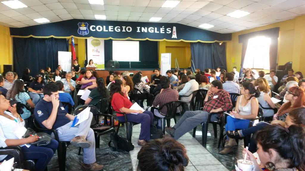 SENDATARAPACA's tweet photo. Partió primer Diálogo Ciudadano del Senda en Tarapacá http://t.co/LmvehtvJRU