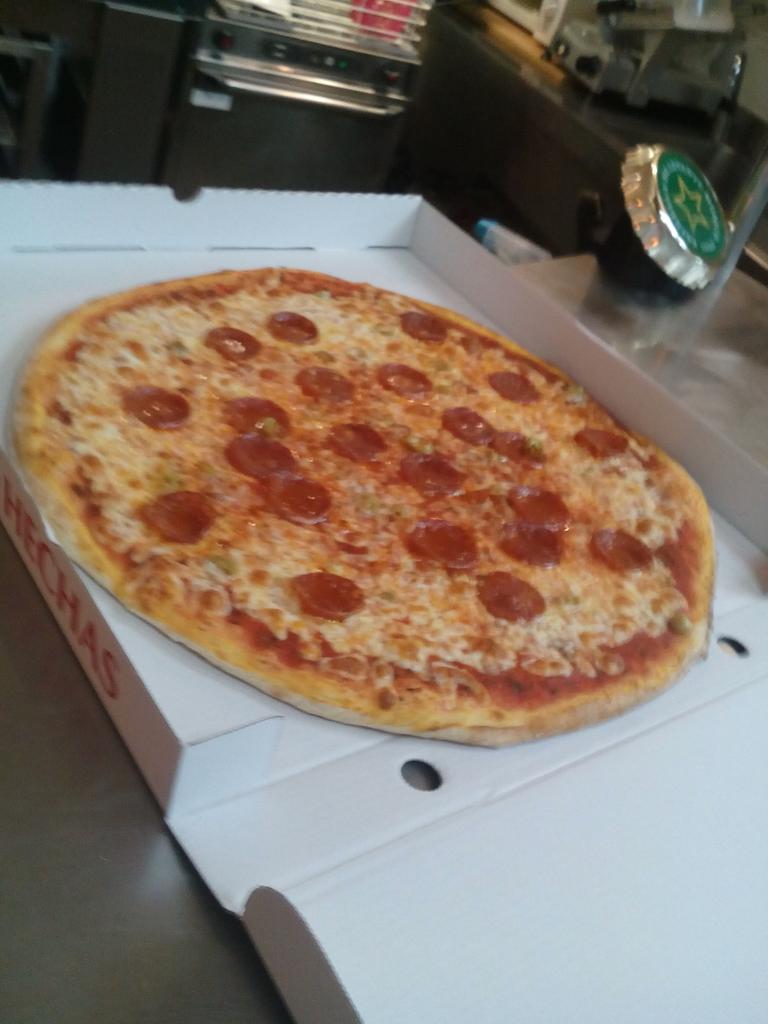 Sacando pedidos,  ¿a qué esperas para hacer el tuyo?