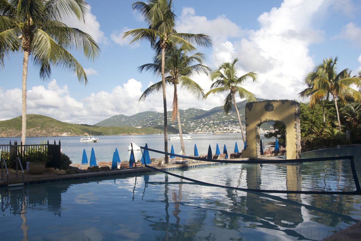 SmarterBlog's tweet photo. Compare #Marriott's Frenchman's Cove to Marriott's #Aruba Resorts http://t.co/pdM0EuKuJw #travel #USVI #Caribbean http://t.co/51Yb8HfHR8