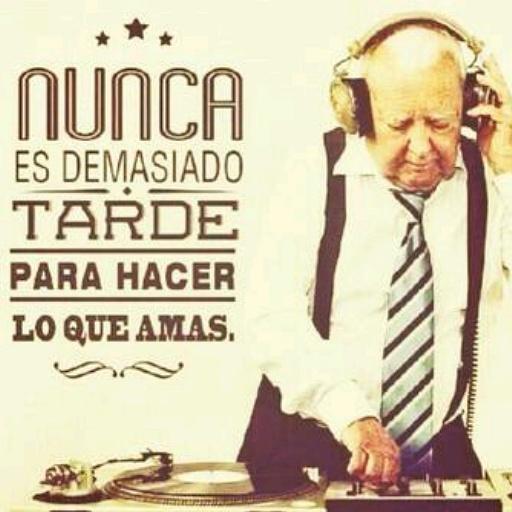 mikel12b's tweet photo. NUNCA ES DEMASIADO TARDE PARA HACER LO QUE AMAS. ❤ http://t.co/dGALMs8Tm7"