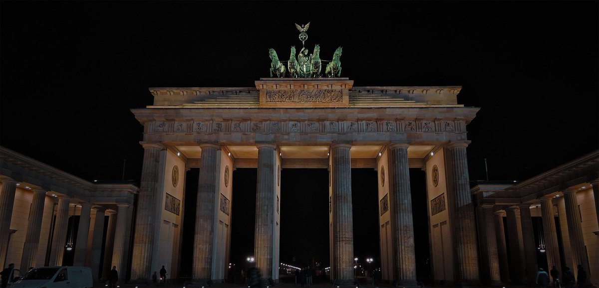 timoelliott's tweet image. Goodnight Berlin! #sapselect