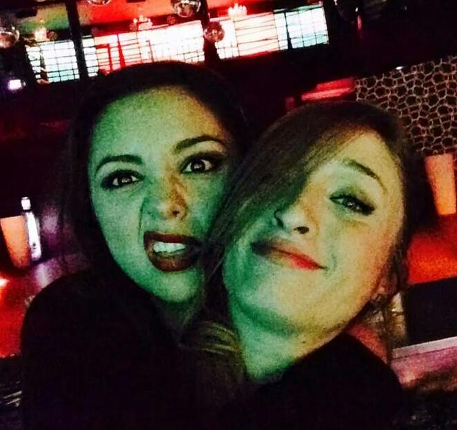 angelaleli's tweet photo. @uxu91 Nuestros novios NOmadas 💗💗 BUENAS NOCHES HERMANA MAYOR 😘 http://t.co/xeH8ICcHTT