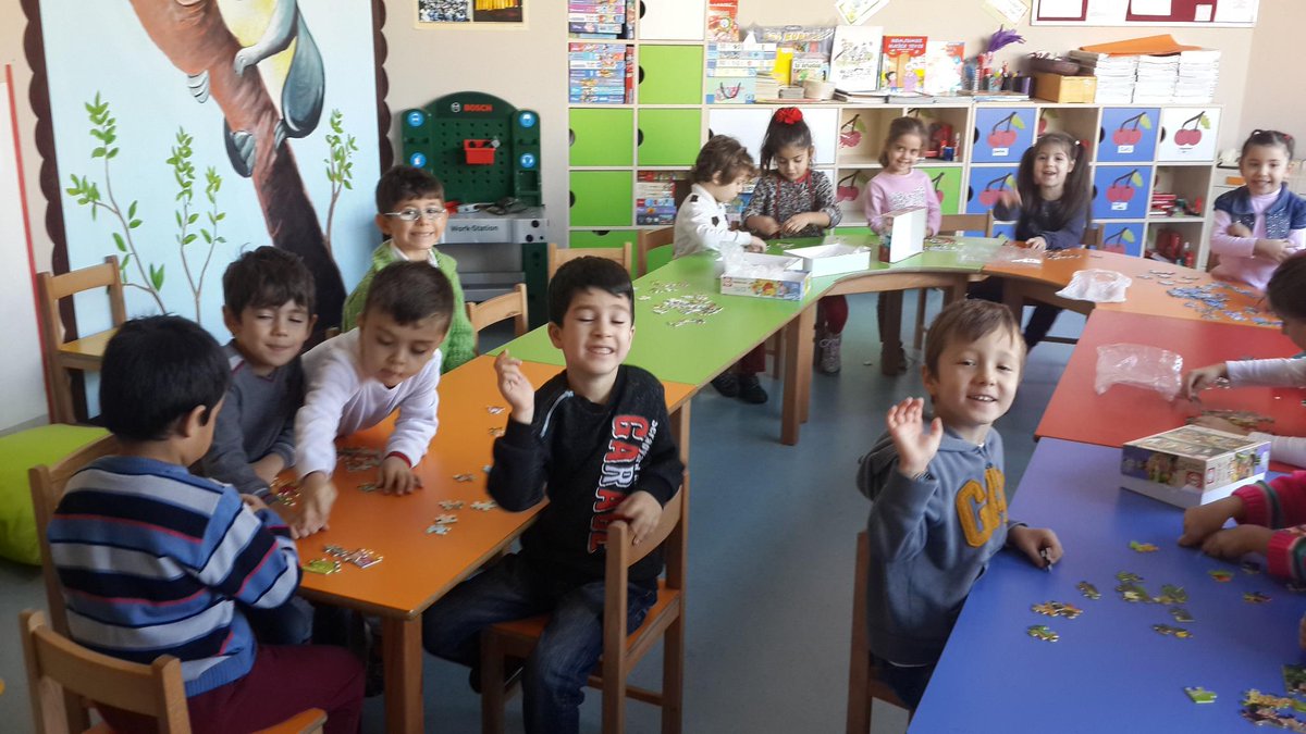 BEYLKDZK's tweet photo. Minikleimiz pazılla zekasını geliştiriyorr.... http://t.co/wV2AYHSUy6
