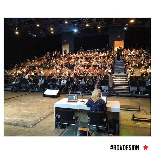 republiksocial's tweet photo. Notre bureau pour la journée 😊 #rdvdesign http://t.co/dDOZhw1sWs http://t.co/k7rfHf7IXd