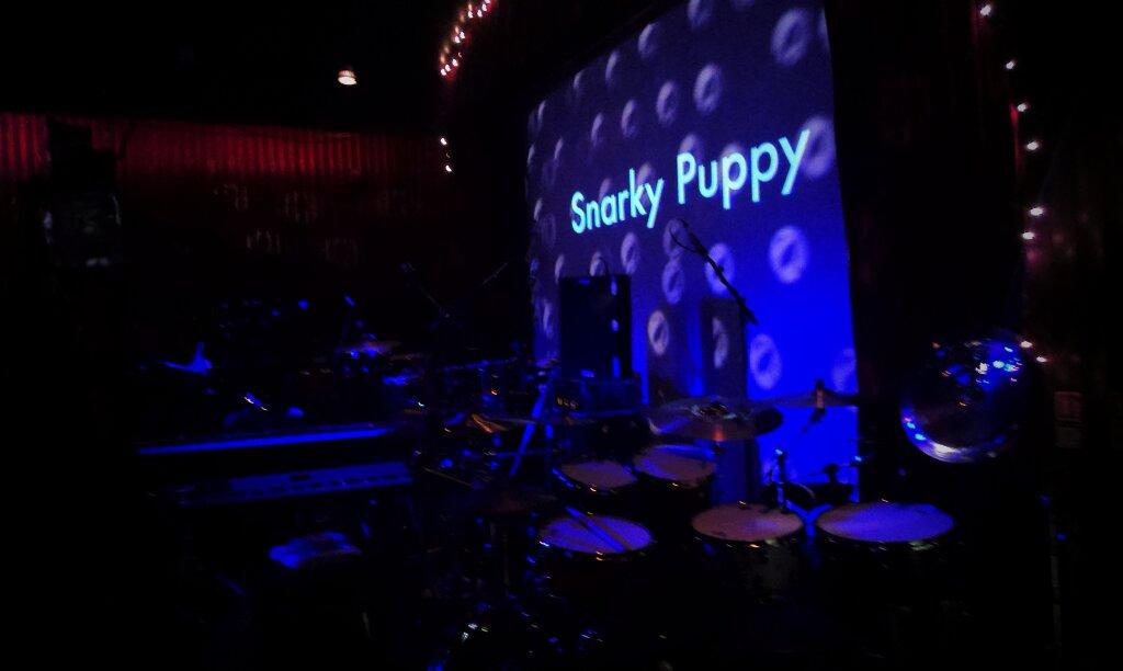 LeadingArmies's tweet photo. @RealSnarkyPuppy  about to kick off at the @thesugarclub  guaranteed gig of the year!#irishgig http://t.co/W3QMIeEv5G