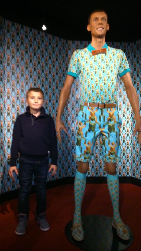 chrislimafaro's tweet photo. @Stromae @mychildren hapinnes http://t.co/lfqwhY8hBF