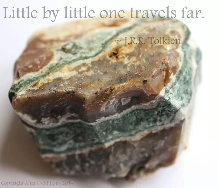angeladditions's tweet photo. Little by little one travels far ~ Tolkien http://t.co/RRgWwJxTDm