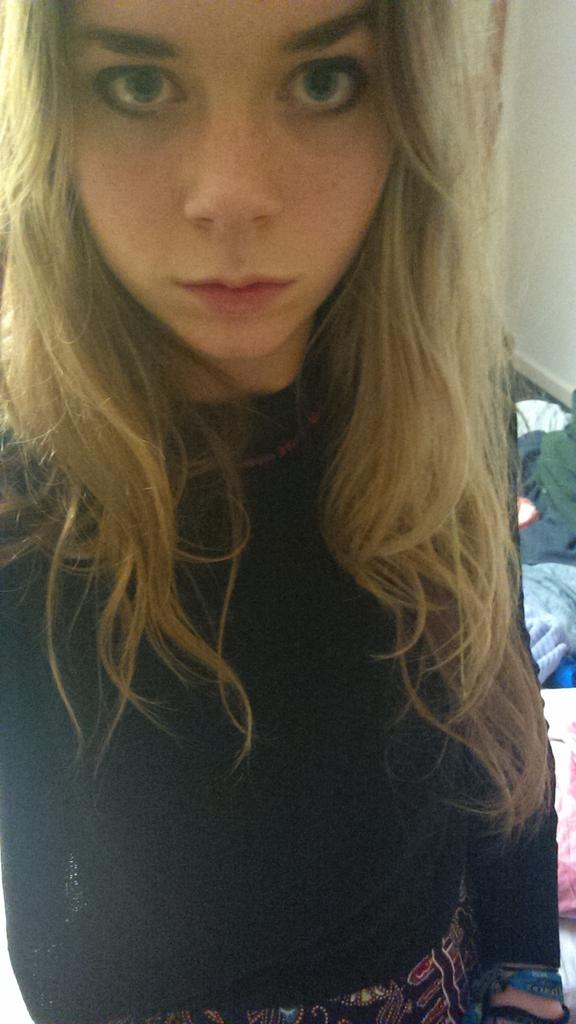 Mona_rhul8's tweet photo. pretending to be #18 http://t.co/9w8En0pHyk