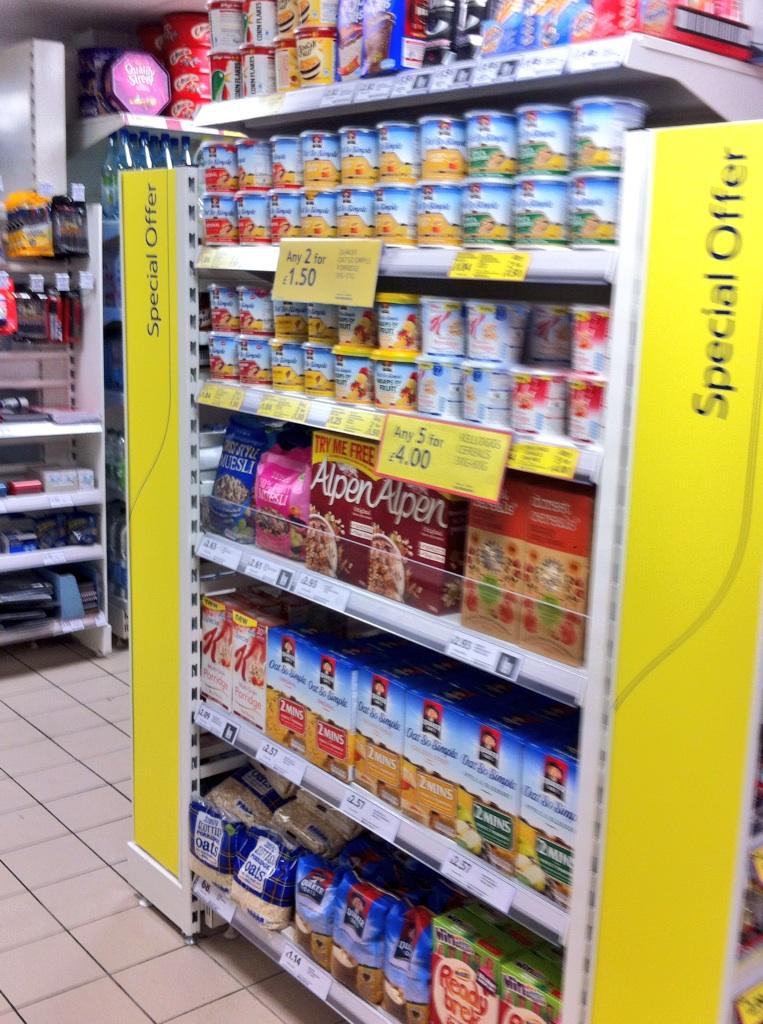 Wellfield5818's tweet photo. Early start?? Cold mornings? Start your day with these great porridge offers http://t.co/rqWWYomhTO
