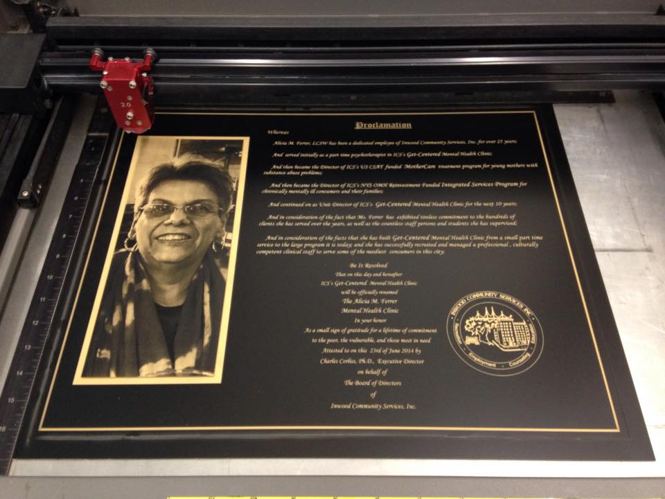 LoriaAwards's tweet image. This laser engraved plate will be mounted on a high polished rosewood plaque. 
loriaawards.com