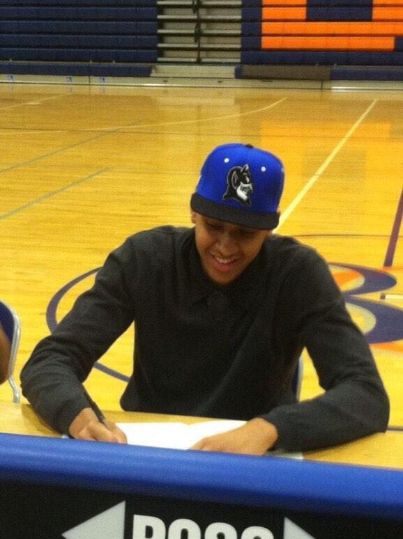 DukeMBB's tweet photo. RT @JonScheyer Big time welcome to @Luke_kennard10 and @chasejeter04 !! They are officially part of the Duke family! http://t.co/1efeTihOXq