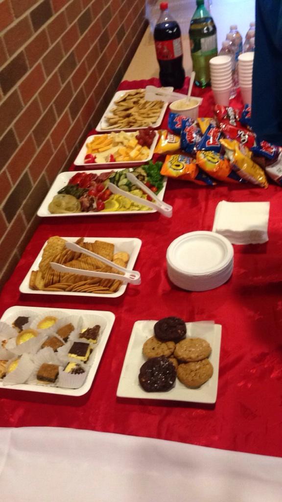 ppasaYork's tweet photo. Food is ready, are you? #MPArnoldChan http://t.co/Xl0MjMrLfN