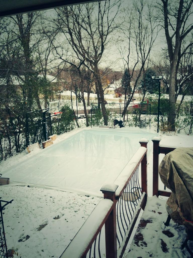 NateOkonek45's tweet photo. @Buccigross getting the outdoor rink set up in Bloomington, Minnesota! #BackyardPuck http://t.co/odlL6Gfnlq