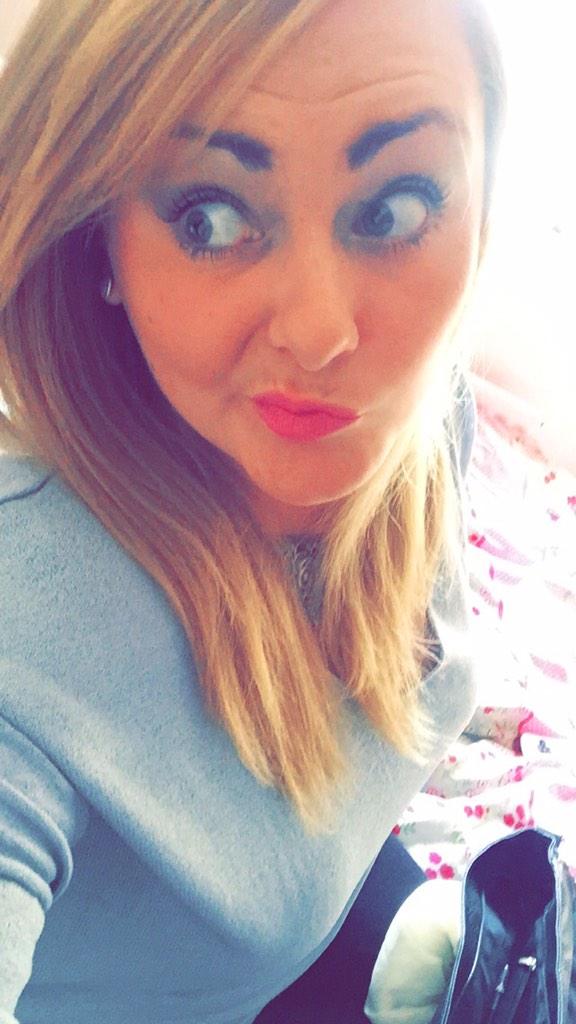 xchloexlaylax's tweet photo. #ModelLipsUK @heatworld http://t.co/JpHZ0W0VCt