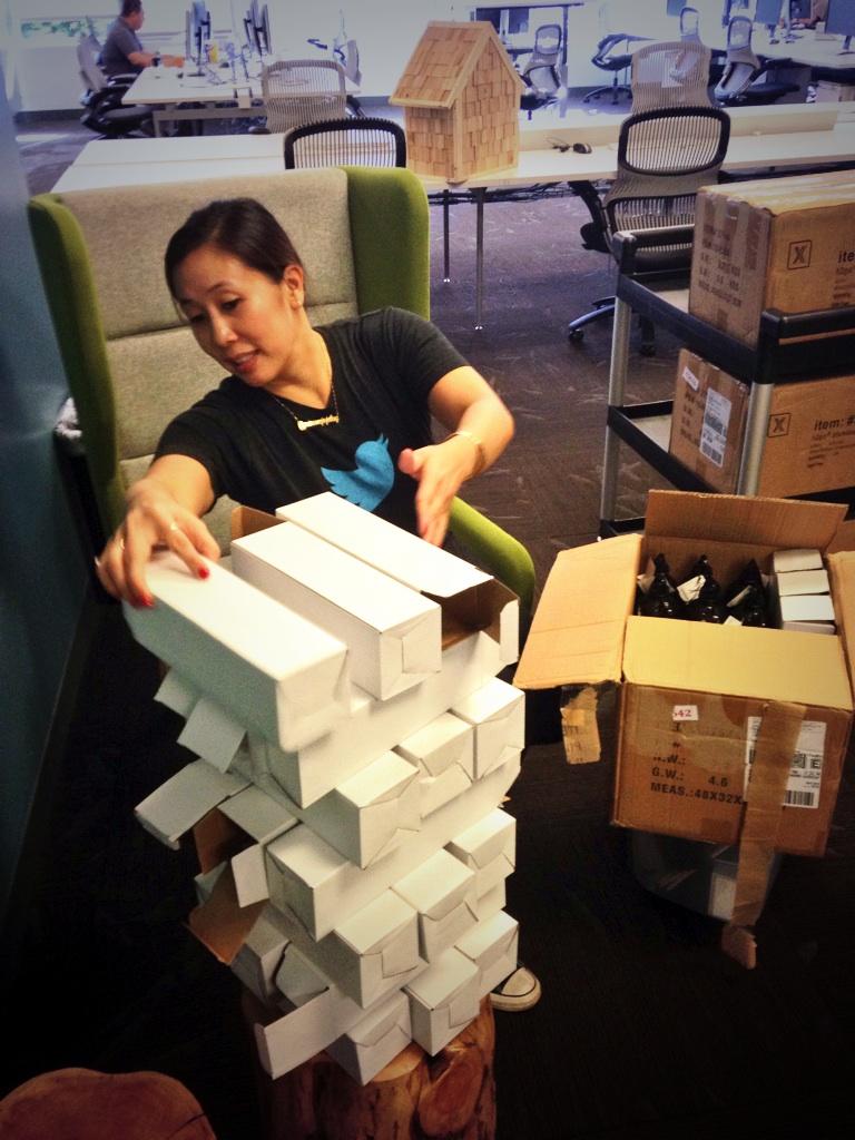 XCareers's tweet photo. Ramping up for our #EffectiveEng meetup tonight in our Sunnyvale office! #berigorous #lovewhereyouwork http://t.co/Q9fA9i987D