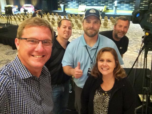 Love this crew! Been together a long time! @Klownboxer <a href="/NovakKimberly/">Kimberly Novak</a> <a href="/Luzzi_77/">John Luzzi</a> &amp; #TwitterlessClint #NASCAR