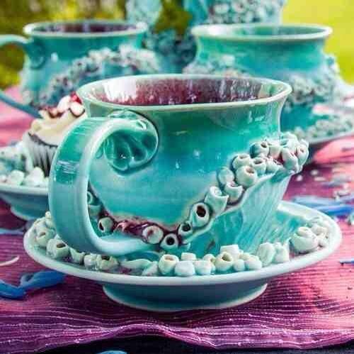 moonlightjosi_'s tweet photo. I want it 😩 #grandmalife #tea #mermaidset http://t.co/Gq5LWvvMfN